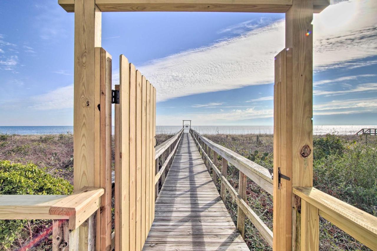 Ocean-View Condo With Deck, Steps To Carolina Beach! Exterior photo